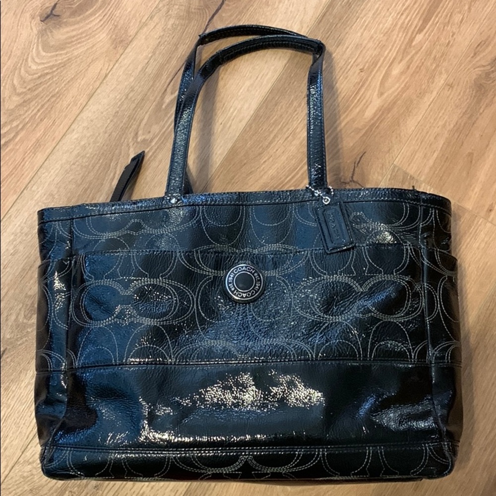 Coach signature black patent tote bag F19256 EUC